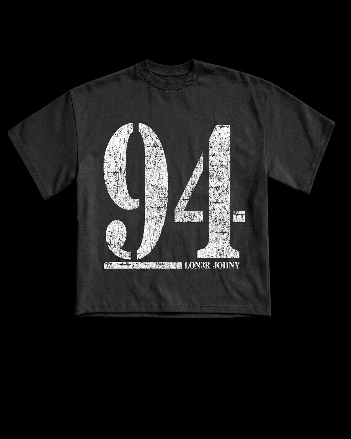 T-shirt preta com o número 94 estampado em grande