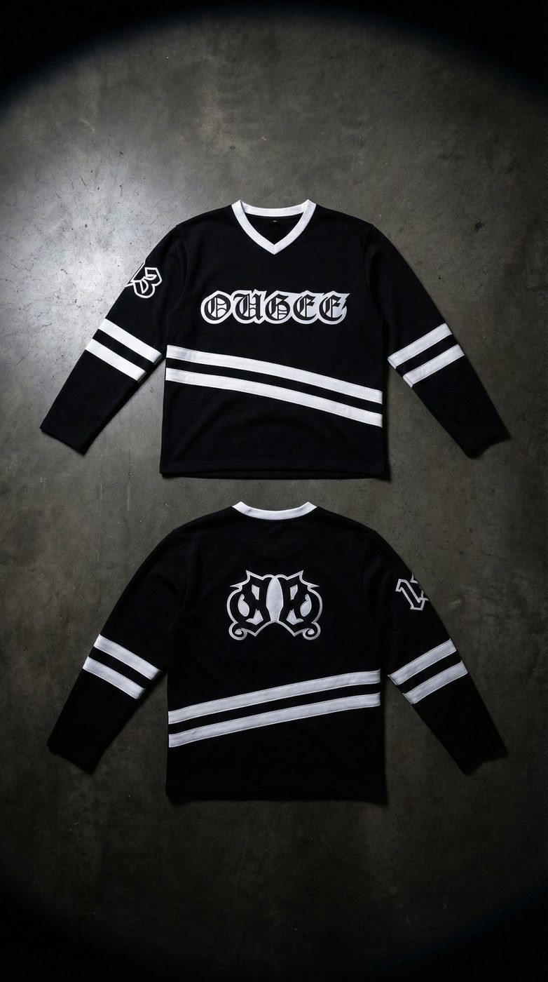 Longsleeve OUGEE preta com riscas brancas, frente e costas